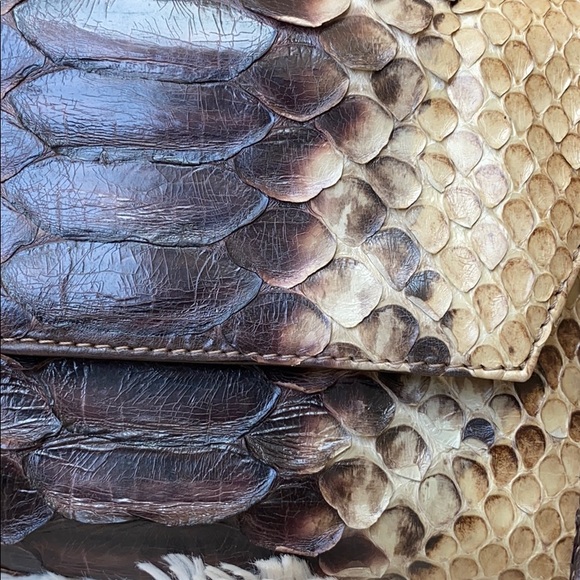 Italian Exotic leather Python purse! - Picture 2 of 9